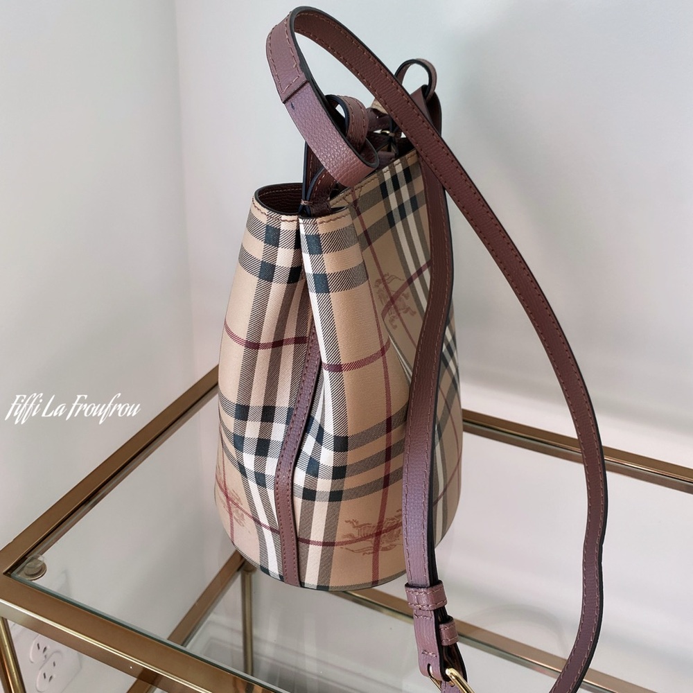 Authentic Burberry bucket bag - Picture 5 of 16